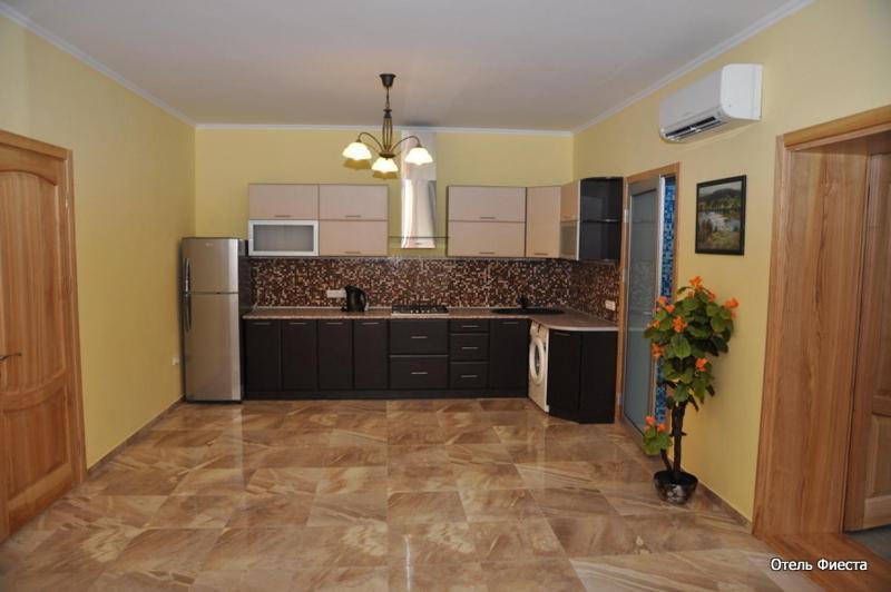 Fiesta Hotel Bilhorod-Dnistrovskyy Bilik gambar